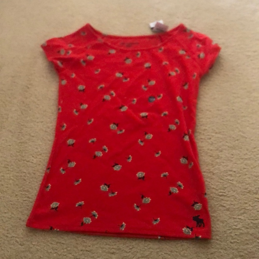 Red abercrombie kids shirt